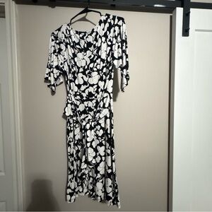 Ann Taylor Black and White Floral Midi Dress